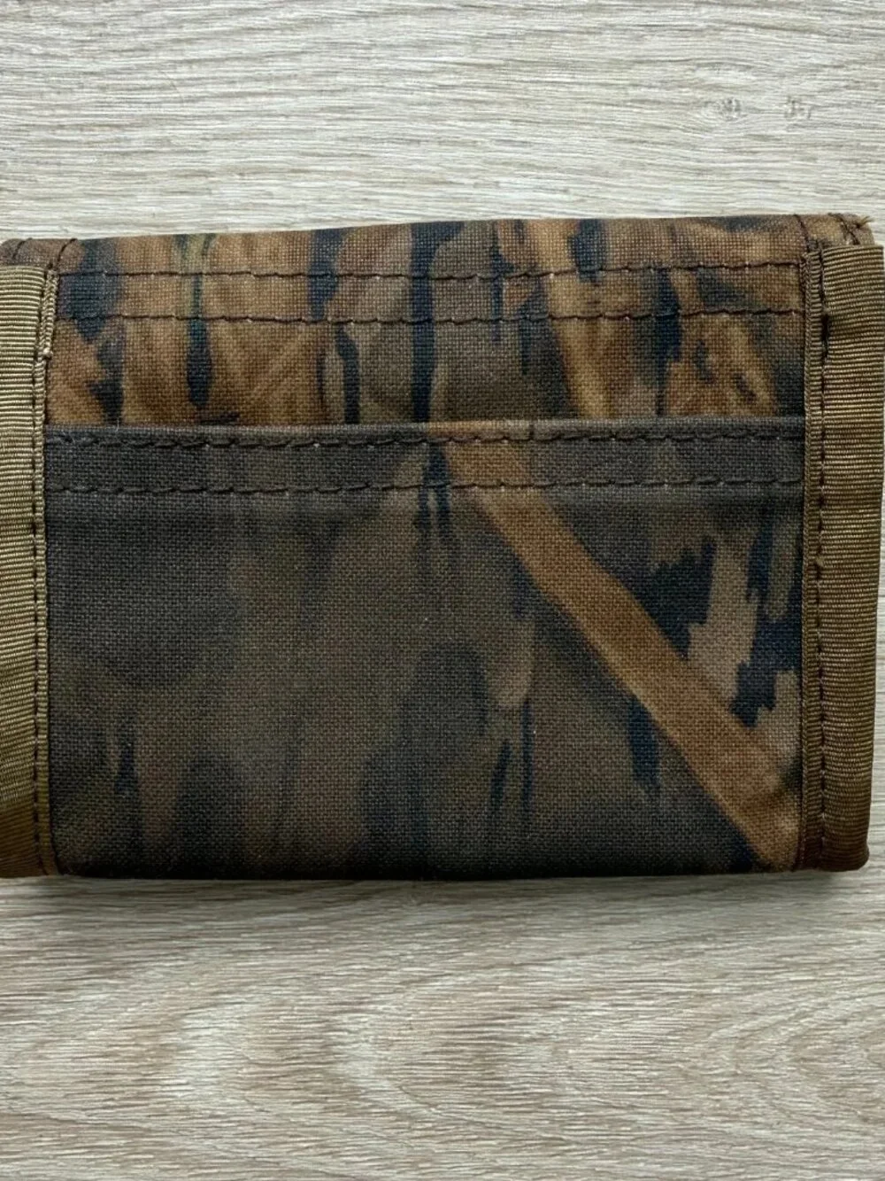 FILSON - MiUSA Smoke jumper tin cloth shadow grass wallet - NWOT